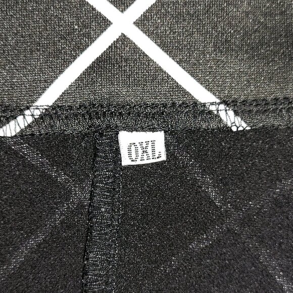 0XL | Windowpane Scalloped Floral Lace Hem Skirt - Picture 5 of 5